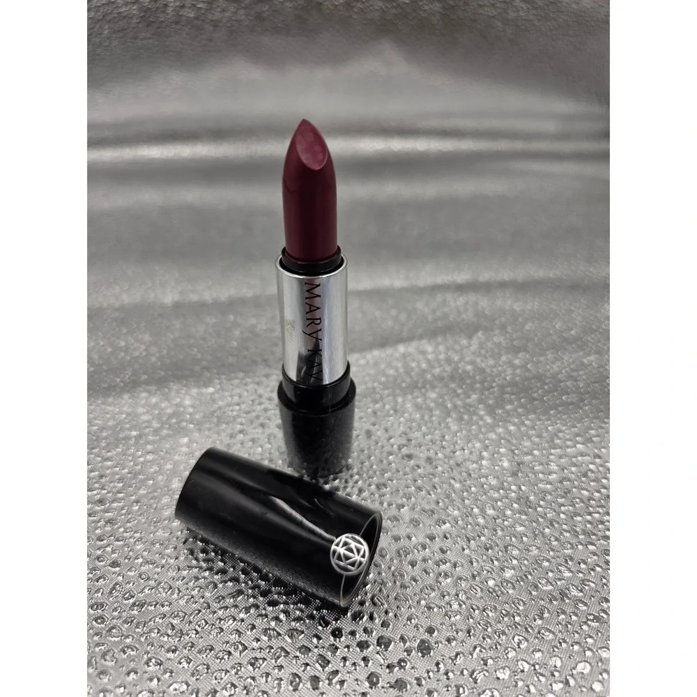 Mary Kay Gel Semi-Matte Lipstick Apple Berry 094640 Deep Red Berry Made USA O2